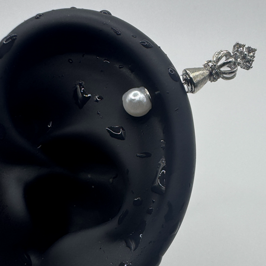 Crown Pearl Helix Earring