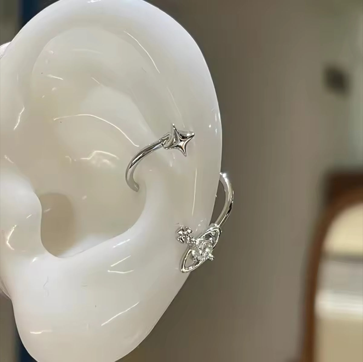 CONCH EARRINGS