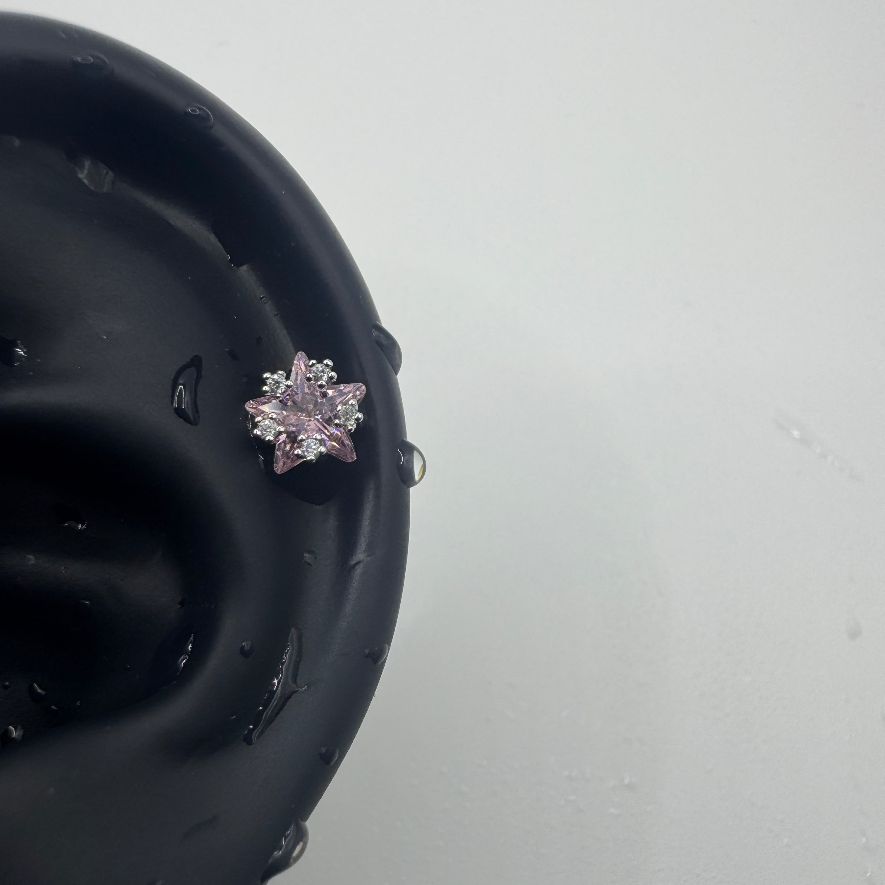 Roséra Crystal Rose Earrings